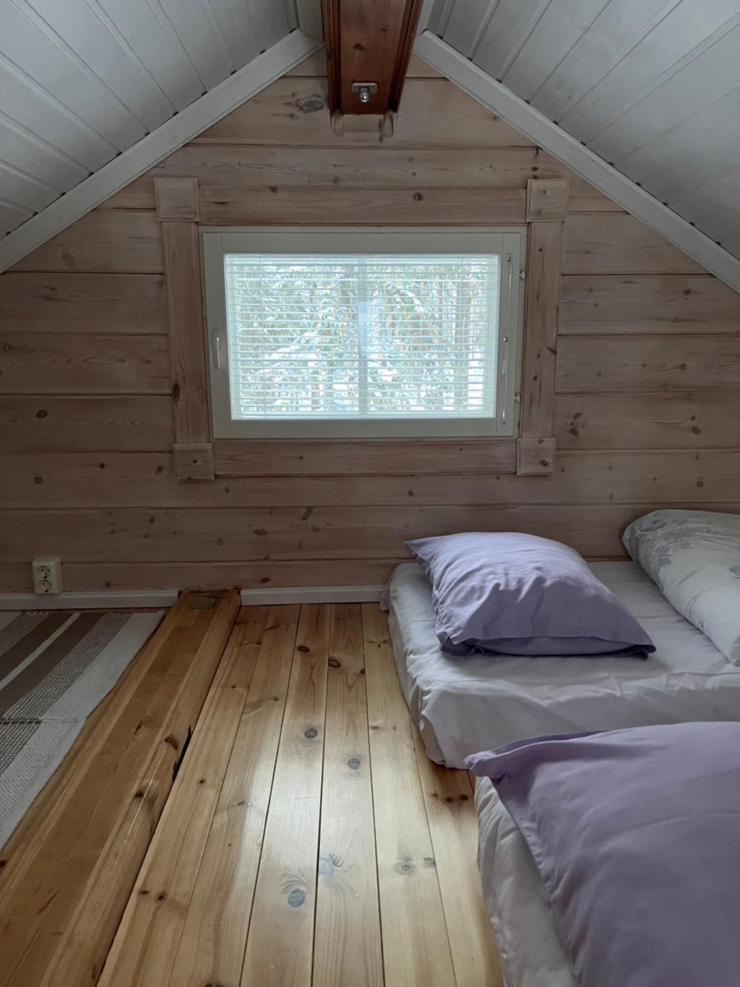 Kenttaeniemi Cottages Sonka Room photo